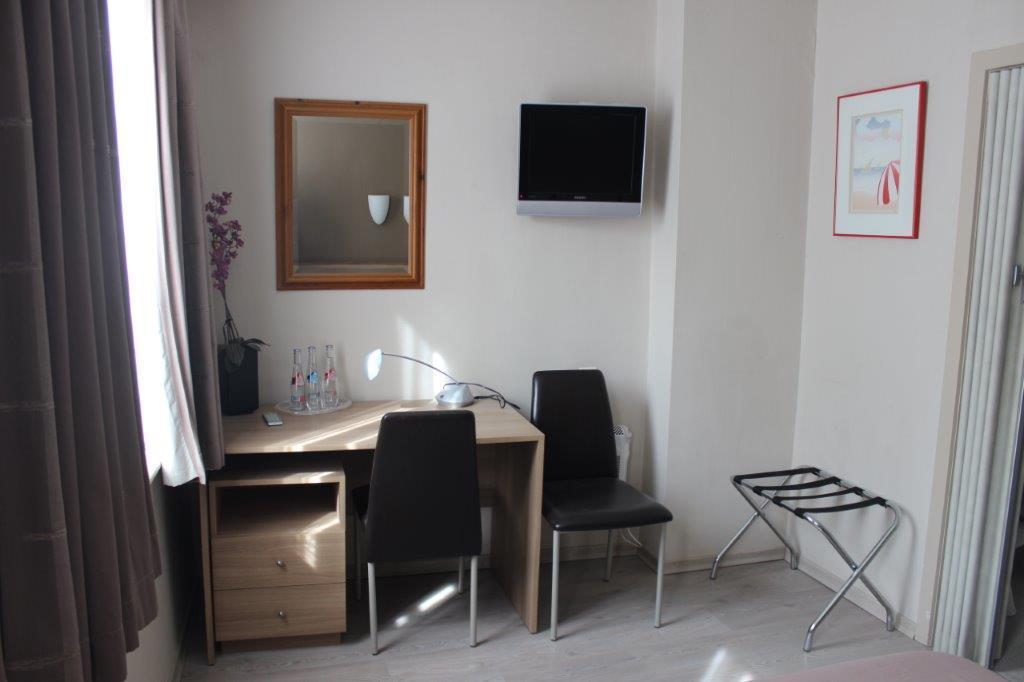 Hotel Bloom Diksmuide Exteriör bild